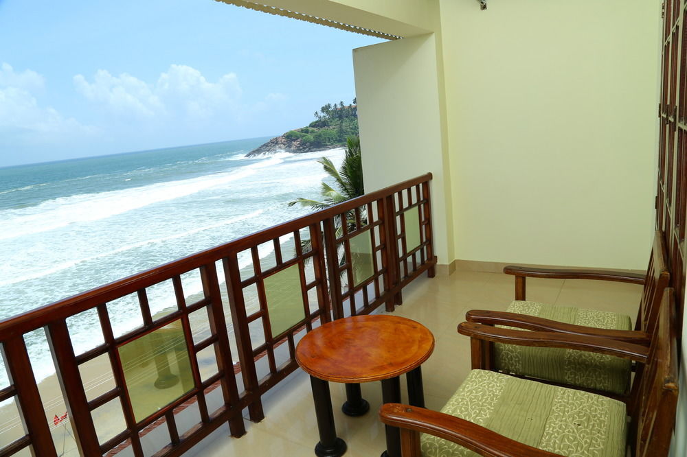 Hotel Searock Beach Resort Kovalam Exterior photo