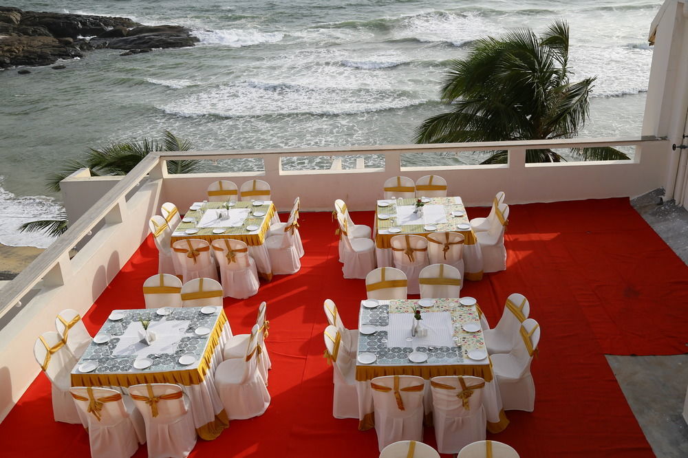 Hotel Searock Beach Resort Kovalam Exterior photo